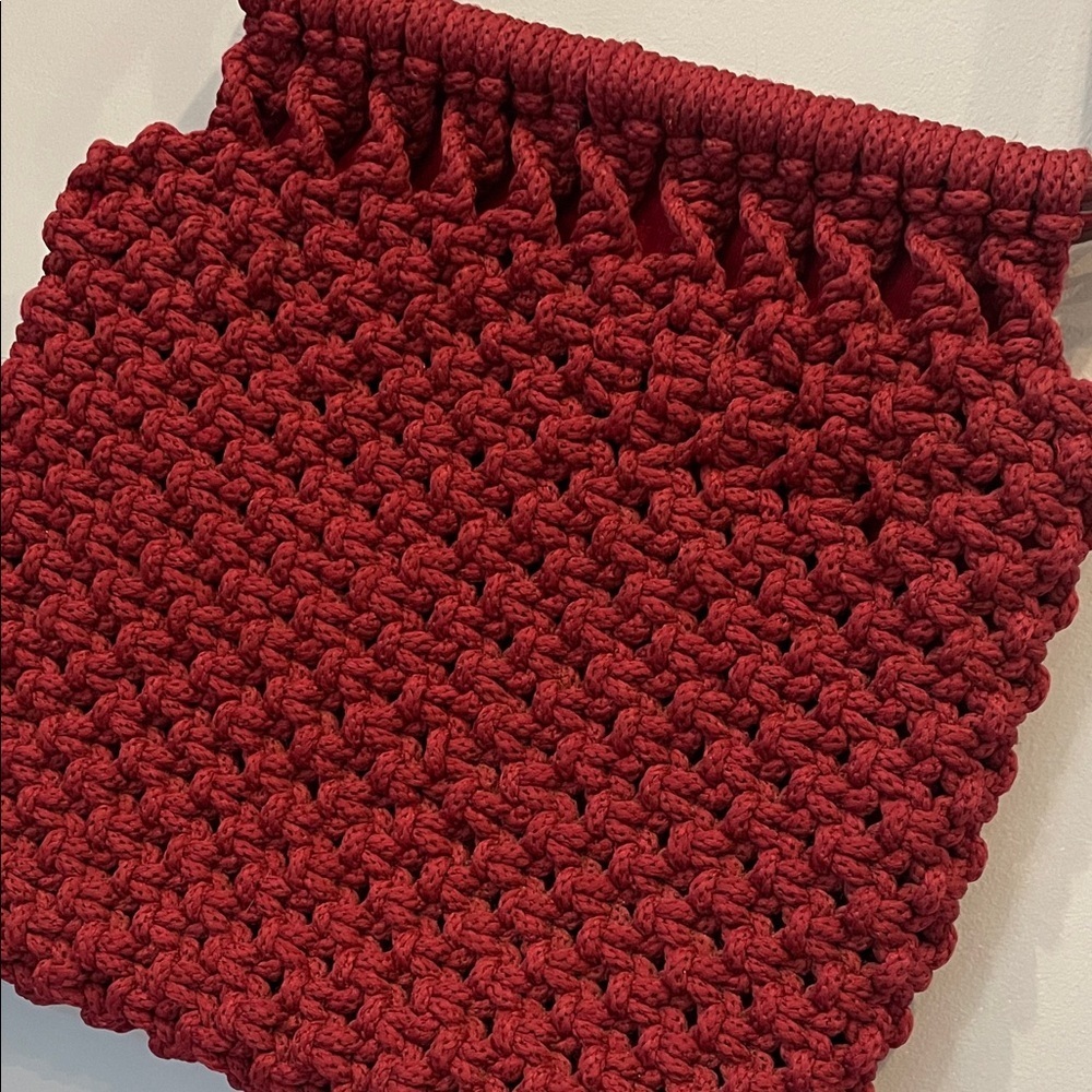 Retro burgundy Red Handwoven Bag like new not used - Picture 2 of 3